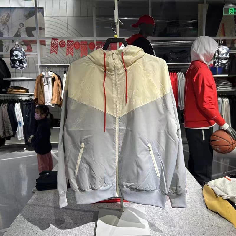 ゴルフ ウェア メンズ スポーティ 軽量 防風ジャケット